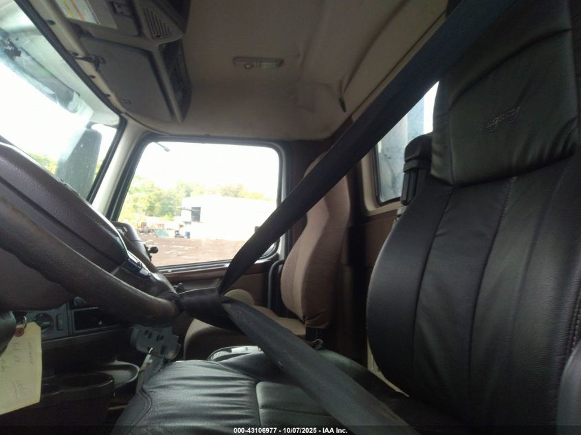 2016 Volvo Vn Vnl VIN: 4V4NC9EG8GN941172 Lot: 43106977