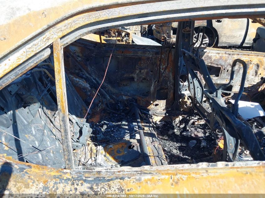 2019 Toyota Corolla Le VIN: 2T1BURHE4KC128610 Lot: 43107069