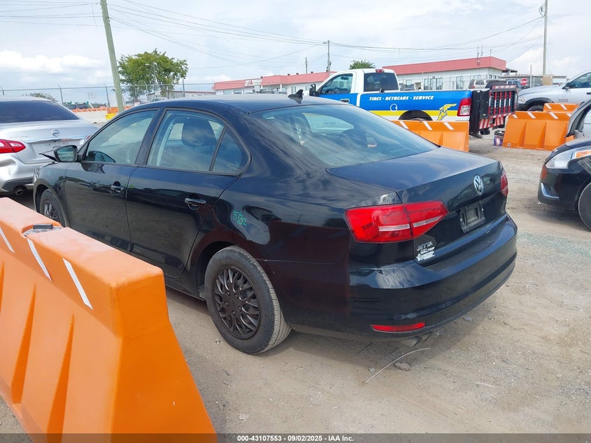 2015 VOLKSWAGEN JETTA 2.0L S - 3VW2K7AJ2FM410305