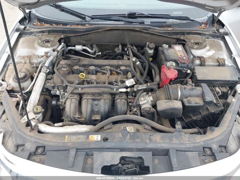 2011 Ford Fusion S VIN: 3FAHP0GA2BR262768 Lot: 43108090