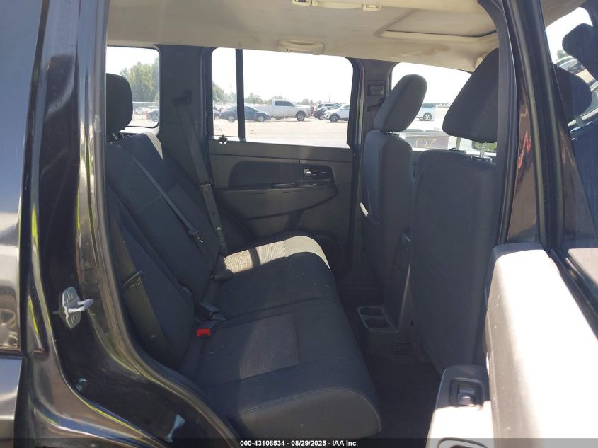 2009 Jeep Liberty Sport VIN: 1J8GP28K99W527372 Lot: 43108534