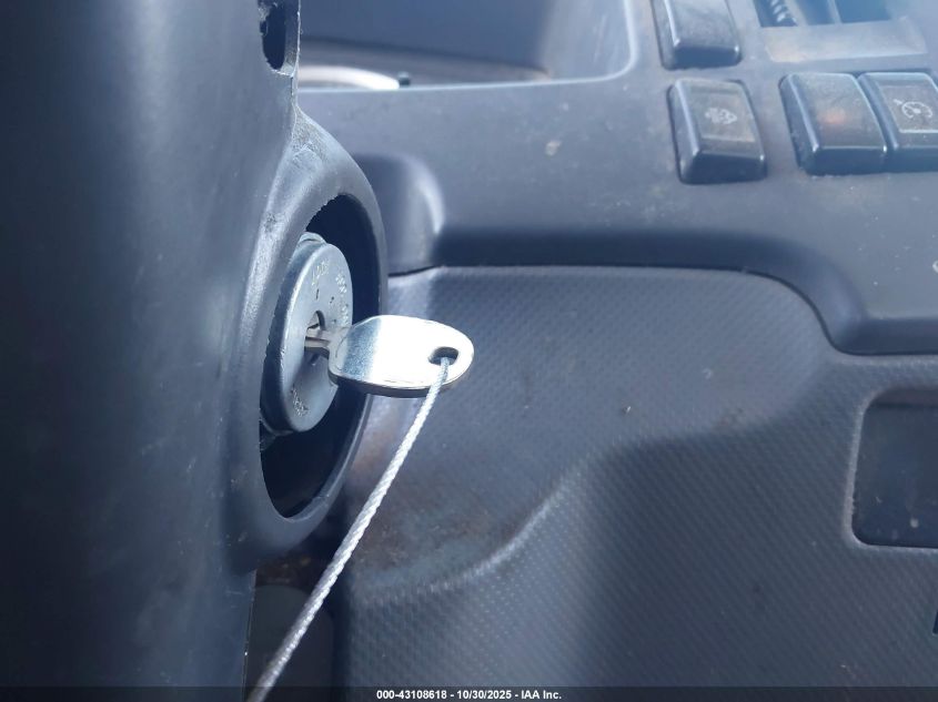 2015 Isuzu Npr Dsl Reg At VIN: JALB4W178F7F00016 Lot: 43108618