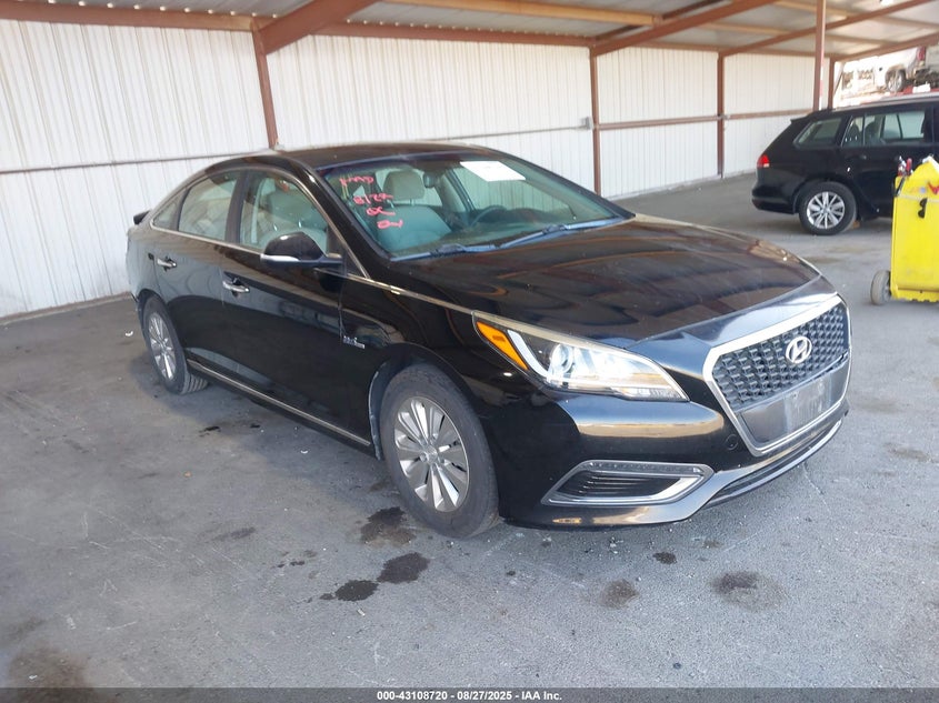 2017 HYUNDAI SONATA HYBRID SE - KMHE24L10HA048563