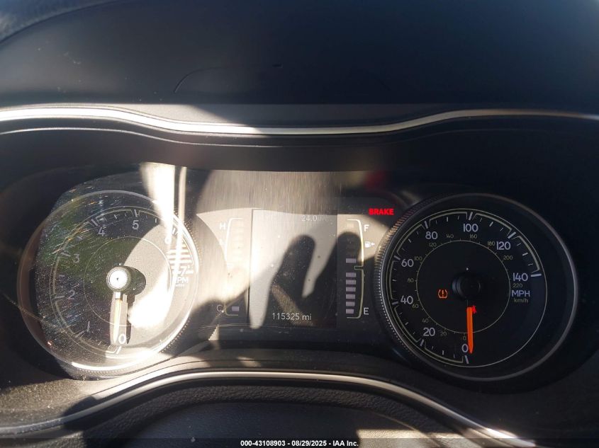 2019 Jeep Cherokee Latitude Fwd VIN: 1C4PJLCB4KD144530 Lot: 43108903