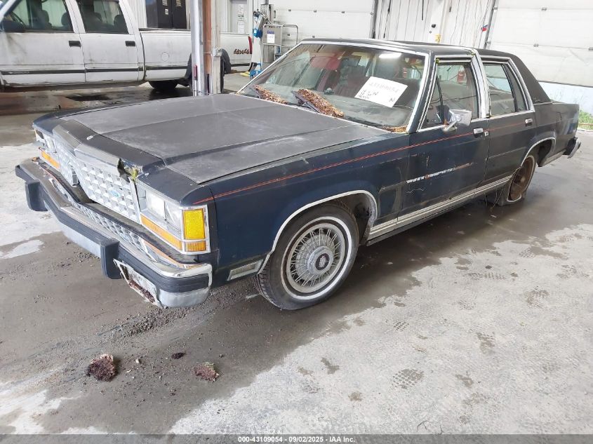 2FABP43F3GX116189 1986 FORD  photo no. 2