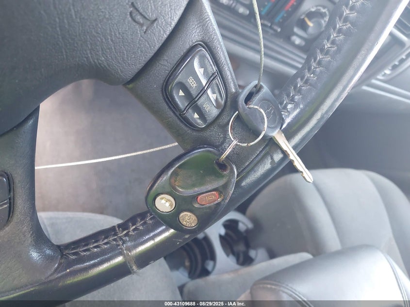 2004 Chevrolet Silverado 1500 Ls VIN: 2GCEC19V041284449 Lot: 43109688