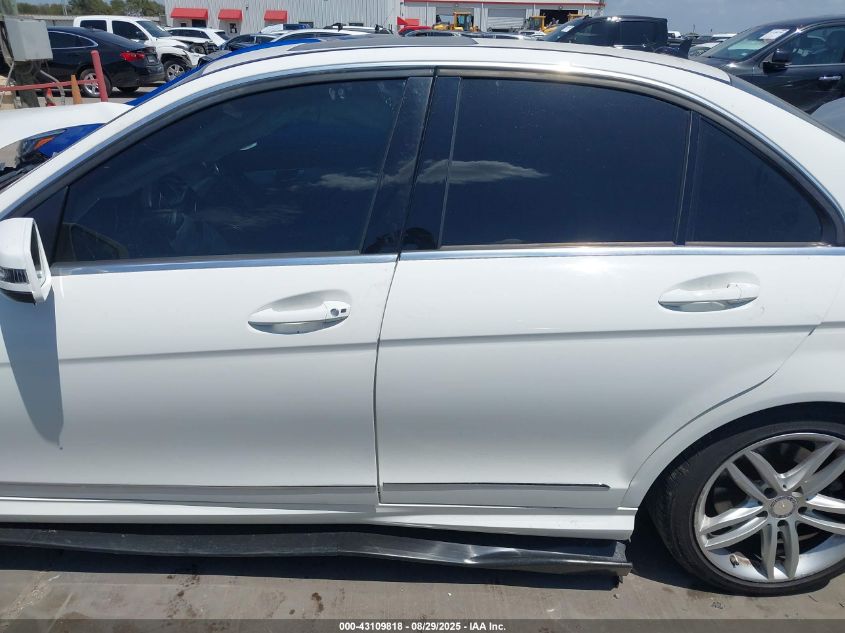 2013 Mercedes-Benz C 300 Sport 4Matic VIN: WDDGF8AB4DR285420 Lot: 43109818