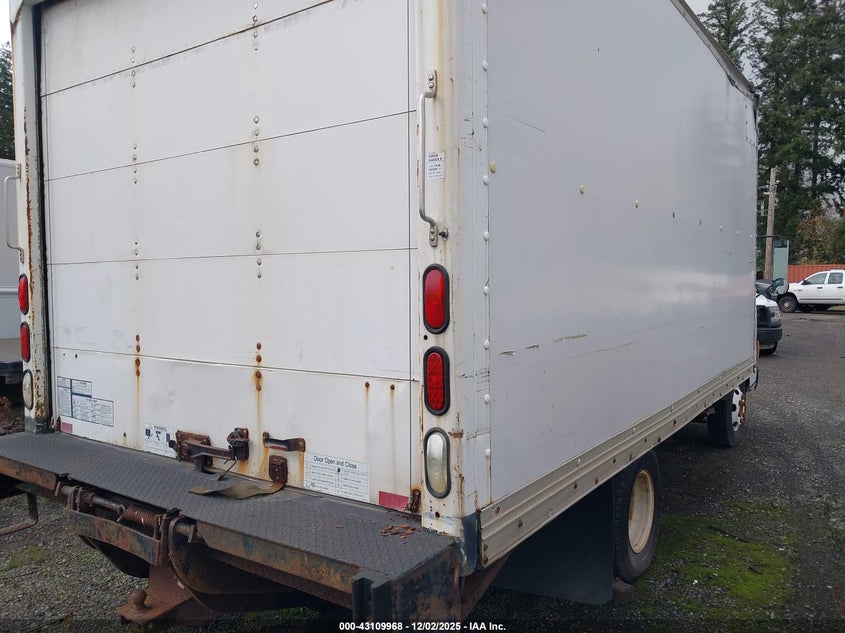 JALB4B148Y7004633 2000 ISUZU NPR photo no. 4