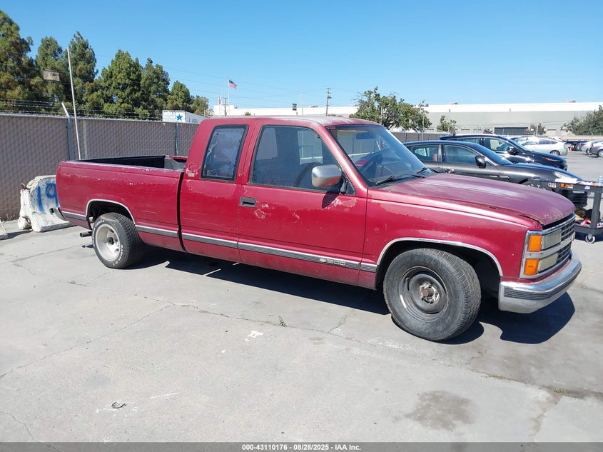 2GCEC19HXM1210899 1991 Chevrolet Gmt-400 C1500 auction photo 1