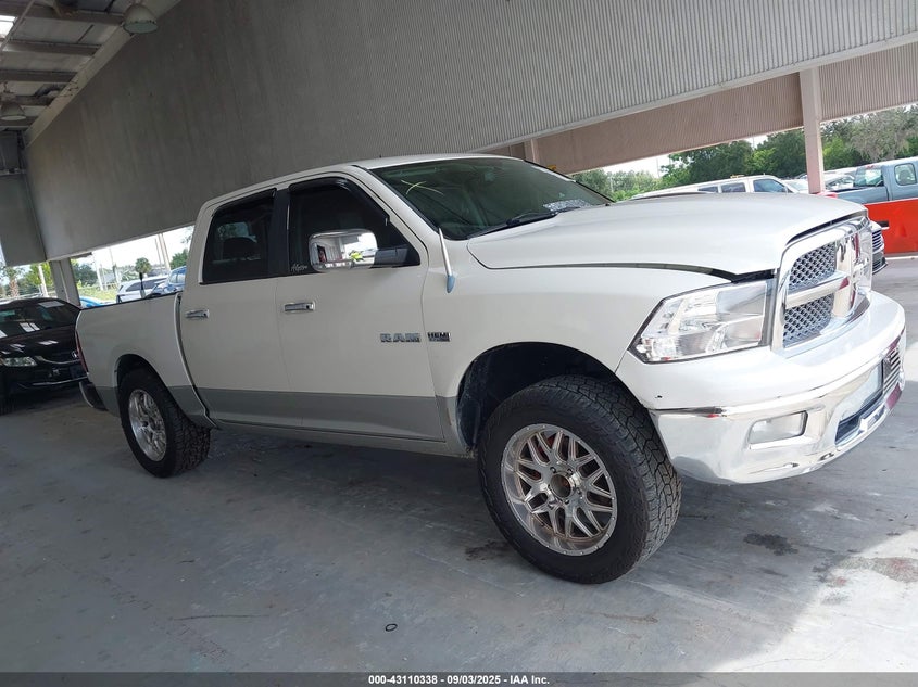 2009 Dodge Ram 1500 Laramie VIN: 1D3HV13T79S808256 Lot: 43110338