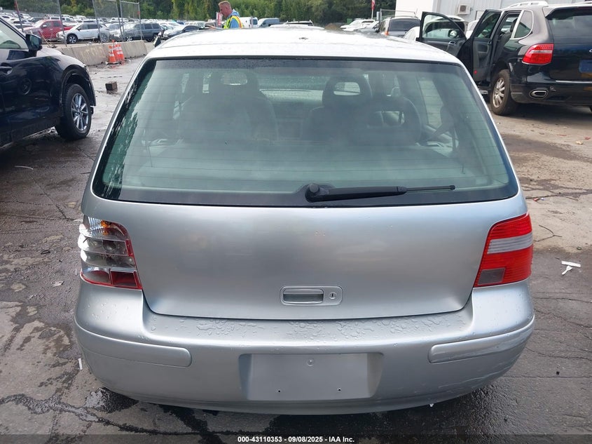 2003 Volkswagen Golf Gl/Gl 2.0L VIN: 9BWBK61J834038804 Lot: 43110353