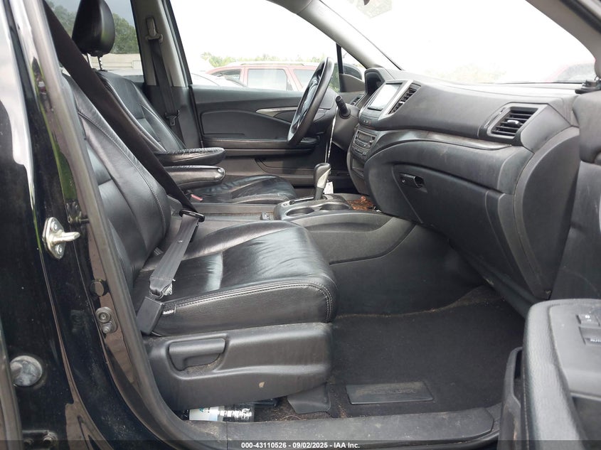 2017 HONDA RIDGELINE SPORT 5FPYK2F11HB003681