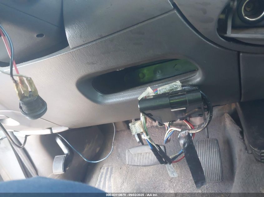 2003 Ford F-150 Lariat/Xlt VIN: 1FTRW08L73KC00144 Lot: 43110679