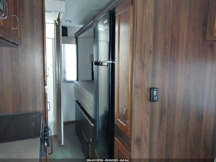 2019 Mercedes-Benz Sprinter 4500 High Roof V6/Standard Roof V6 VIN: WDAPF4CD0KN034209 Lot: 43110786