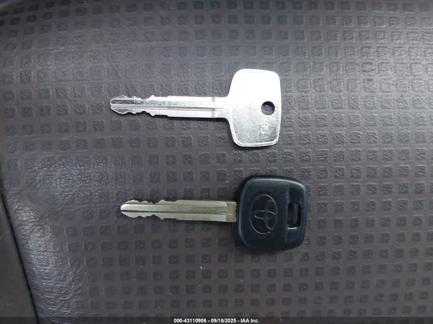 2016 Toyota Tacoma Limited VIN: 5TFGZ5AN6GX010304 Lot: 43110906