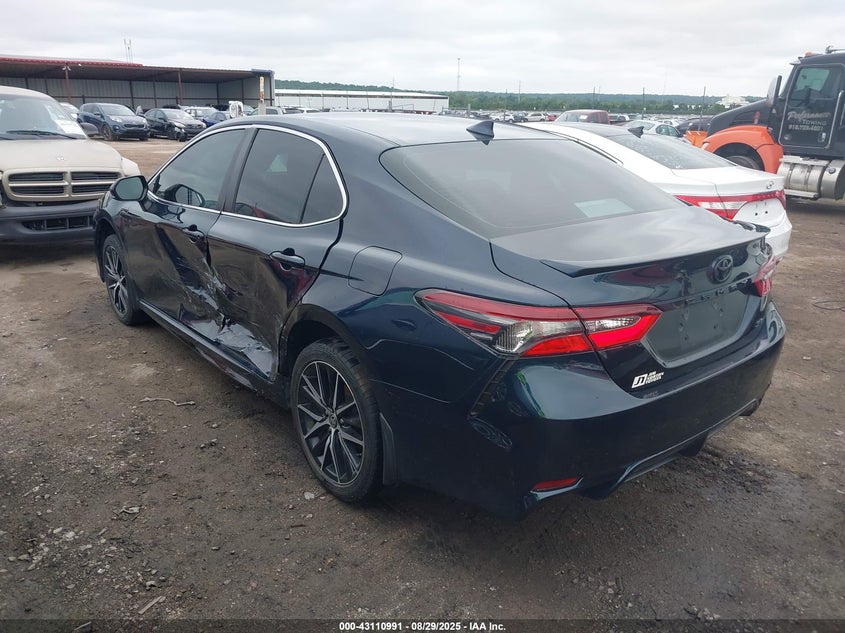 2021 TOYOTA CAMRY SE - 4T1G11AK1MU494560