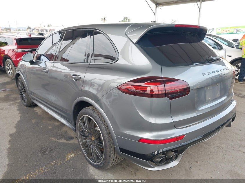 2018 PORSCHE CAYENNE GTS WP1AD2A2XJLA80121
