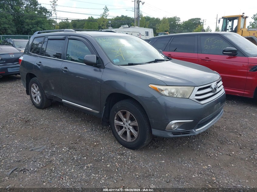 TOYOTA HIGHLANDER SE V6