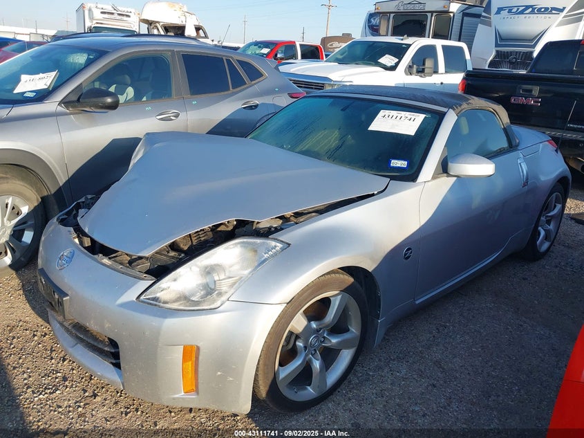 JN1BZ36A08M850475 2008 NISSAN 350Z photo no. 2
