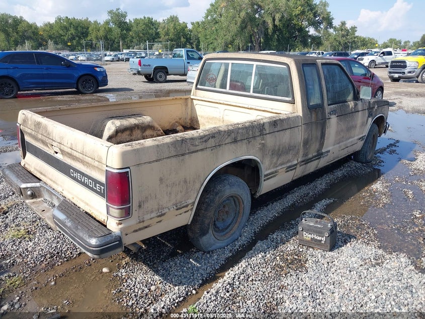 1GCCS14B6D0141914 1983 CHEVROLET S-10 PICKUP photo no. 4