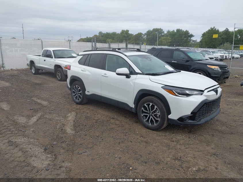 TOYOTA COROLLA CROSS SE