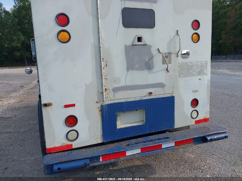 2000 International 4000 4700 VIN: 1HTSCAAP7YH262566 Lot: 43112623