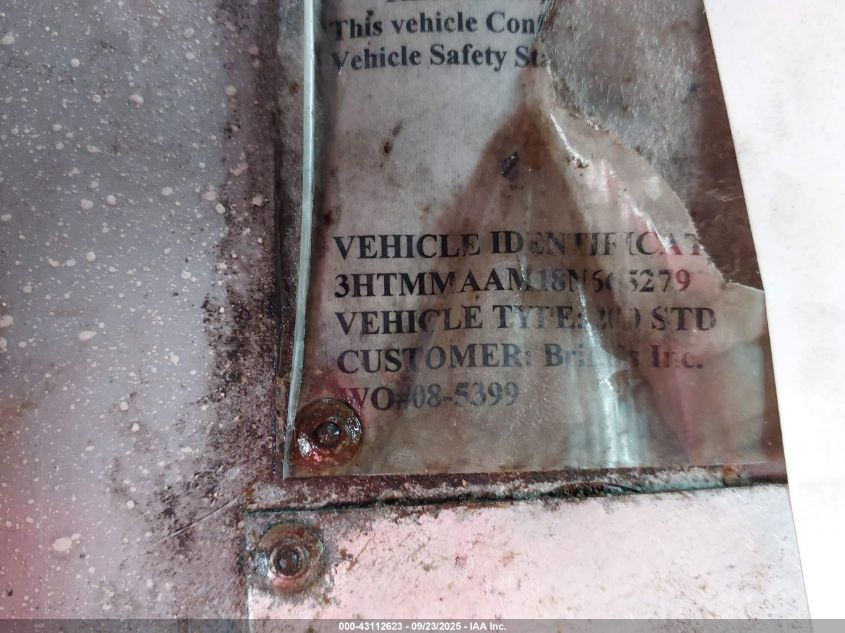 2000 International 4000 4700 VIN: 1HTSCAAP7YH262566 Lot: 43112623