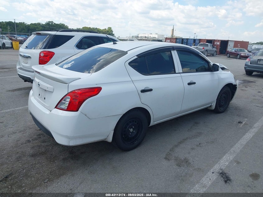 2019 NISSAN VERSA S/S PLUS/SV - 3N1CN7AP1KL820440