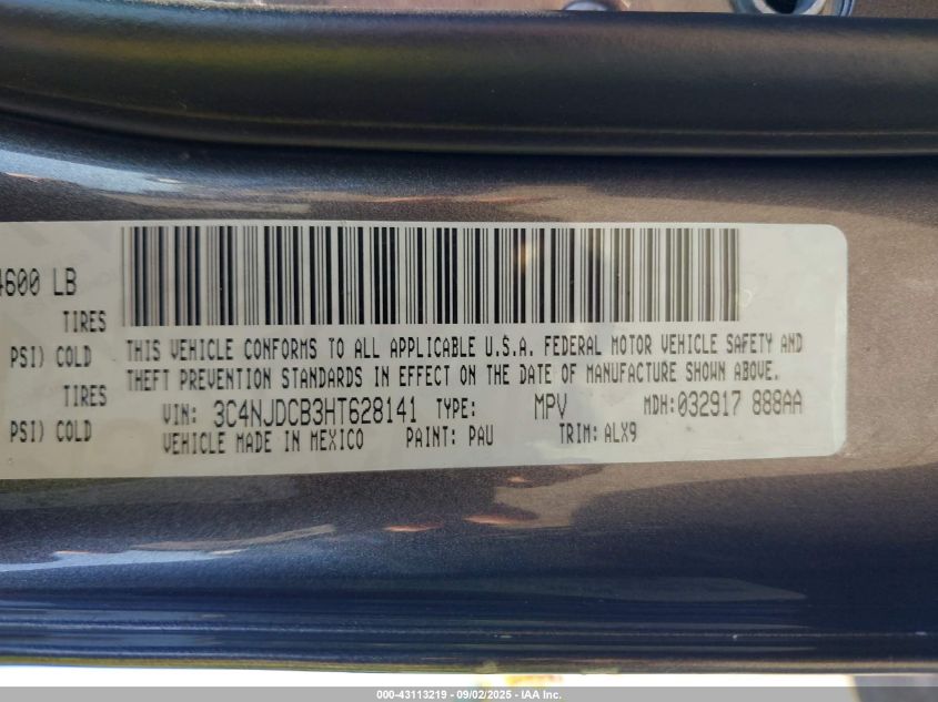 2017 Jeep New Compass Limited 4X4 VIN: 3C4NJDCB3HT628141 Lot: 43113219