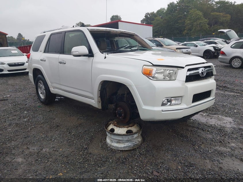 TOYOTA 4RUNNER SR5