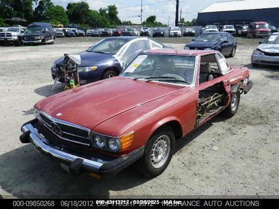 VIN: 10704412037710 MERCEDES BENZ 450SL 1977 MAROON Photo 2