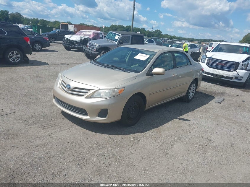 2013 Toyota Corolla 1.8 Le gold Lot 111043114322 Vin 5YFBU4EE2DP177296