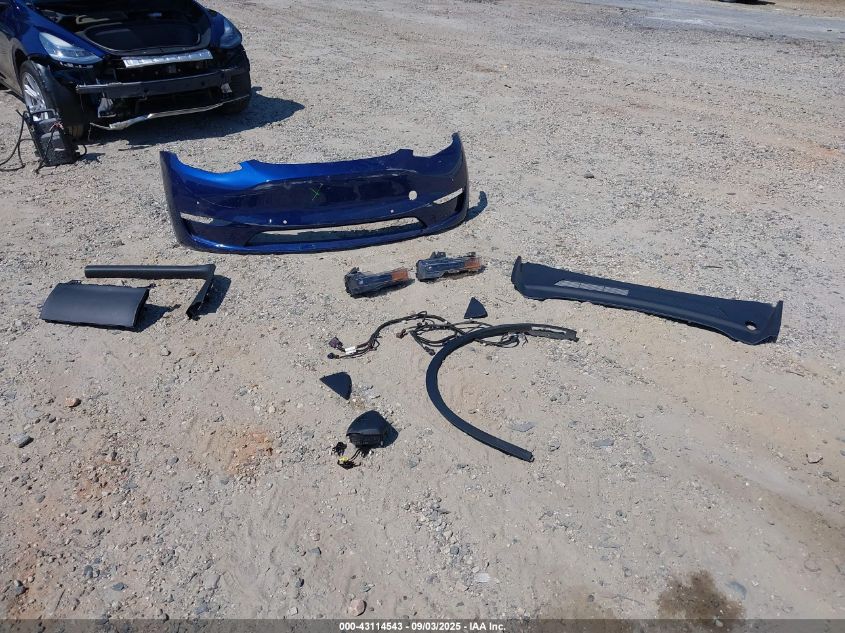 2021 Tesla Model Y Long Range Dual Motor All-Wheel Drive VIN: 5YJYGDEE5MF176933 Lot: 43114543