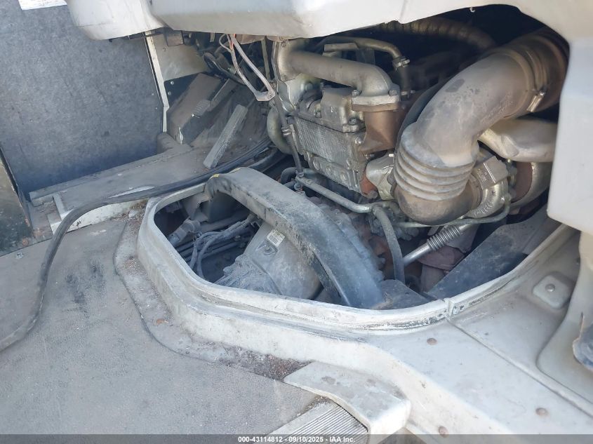 2013 Isuzu Commercial Van VIN: JALB4T170D7W00717 Lot: 43114812