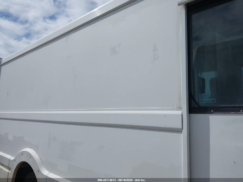 2013 Isuzu Commercial Van VIN: JALB4T178D7W00061 Lot: 43114813