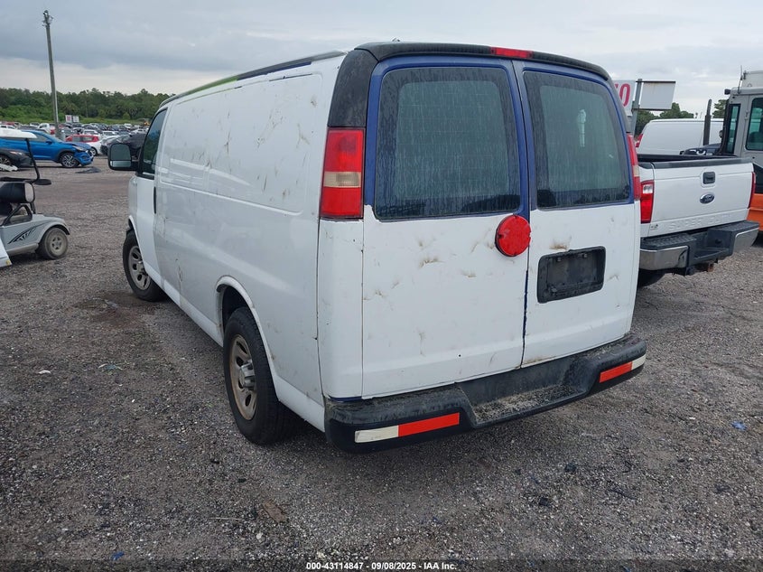 2013 Chevrolet Express 1500 Work Van white van gasoline 1GCSGAFXXD1178979 photo #4