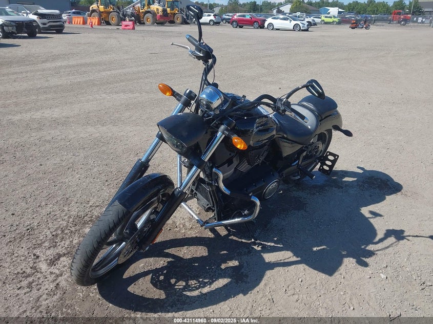 2015 VICTORY MOTORCYCLES VEGAS 8-BALL - 5VPGA36N7F3045347
