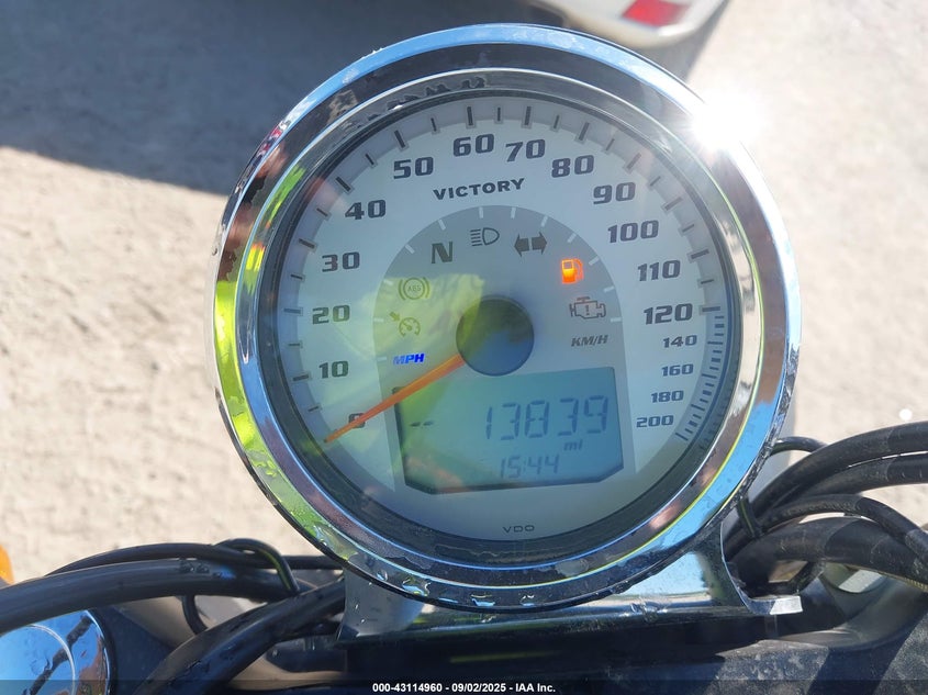 2015 VICTORY MOTORCYCLES VEGAS 8-BALL - 5VPGA36N7F3045347