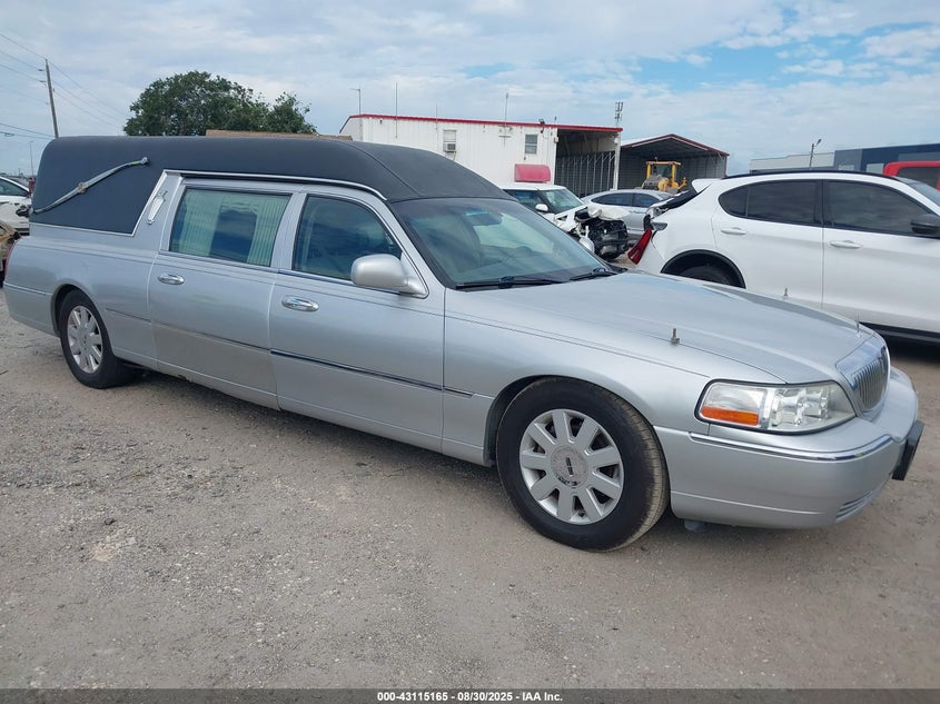 2006 Lincoln Town Car Executive