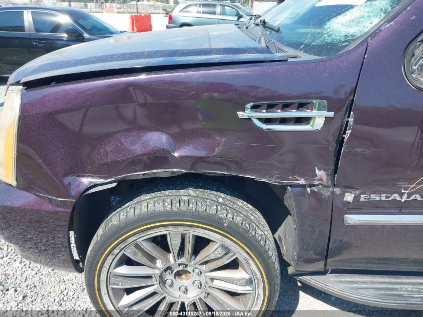 2008 Cadillac Escalade Standard VIN: 1GYEC63888R223082 Lot: 43115257