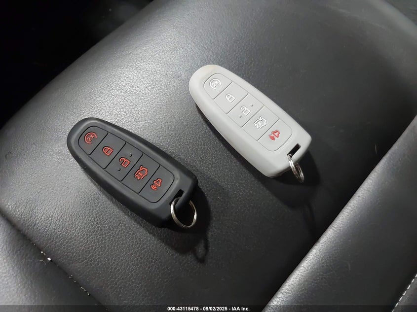 2015 Ford Escape Titanium VIN: 1FMCU9J90FUB62615 Lot: 43115478