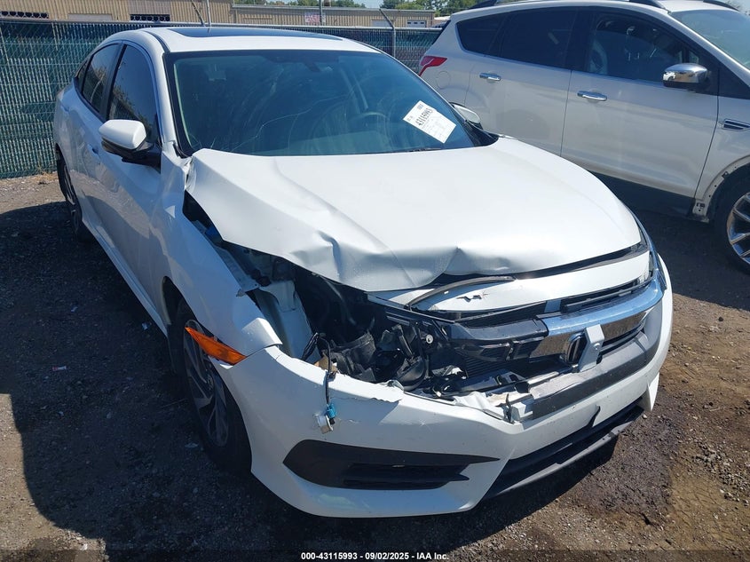 2017 Honda Civic 2.0 EX White Lot 111043115993 Vin 2HGFC2F72HH566199