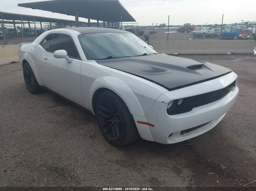 Vin: 2c3cdzc96jh138272, lot: 43611196, dodge challenger srt hellcat widebody 2018 img_1