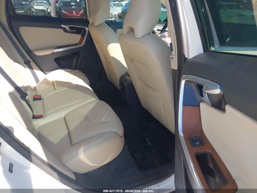 2017 Volvo Xc60 T5 Inscription VIN: YV440MDU1H2196016 Lot: 43117019