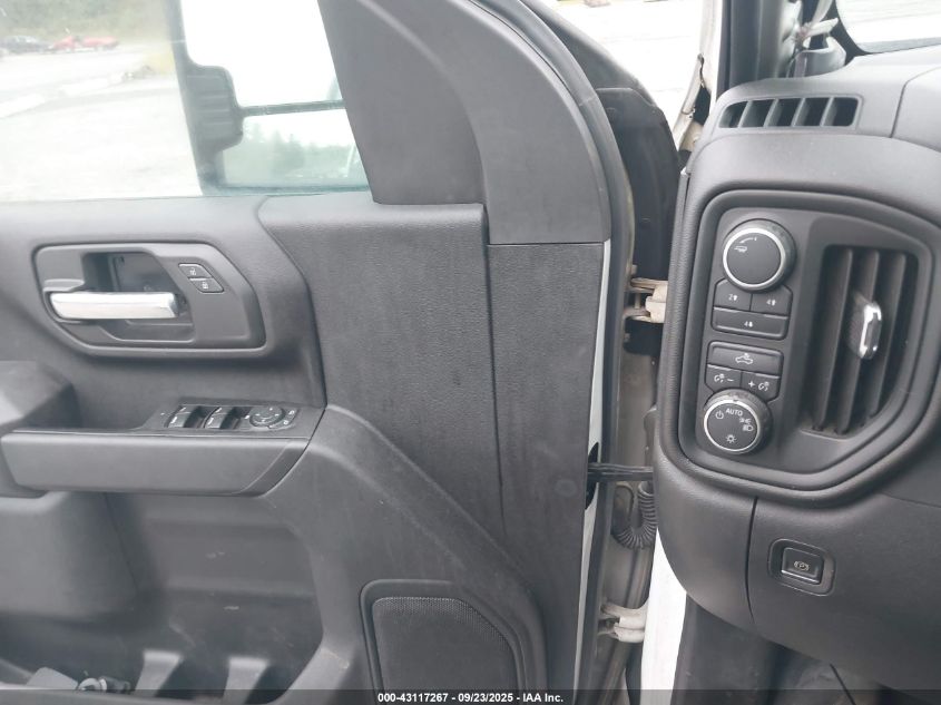 2022 Chevrolet Silverado 3500Hd 4Wd Long Bed Wt VIN: 1GC4YSEY4NF311424 Lot: 43117267