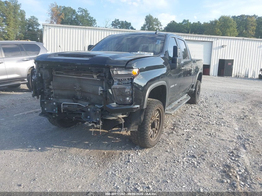 2GC4YMEY9N1244967 2022 CHEVROLET SILVERADO photo no. 2