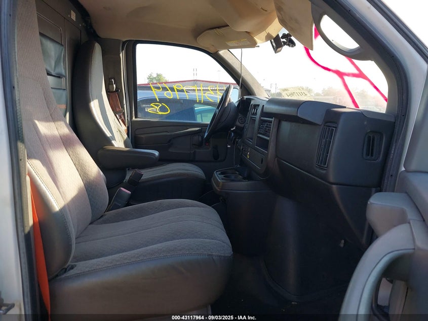 Vin: , lot: 43612276, gmc savana 2500 work van 2012 img_1