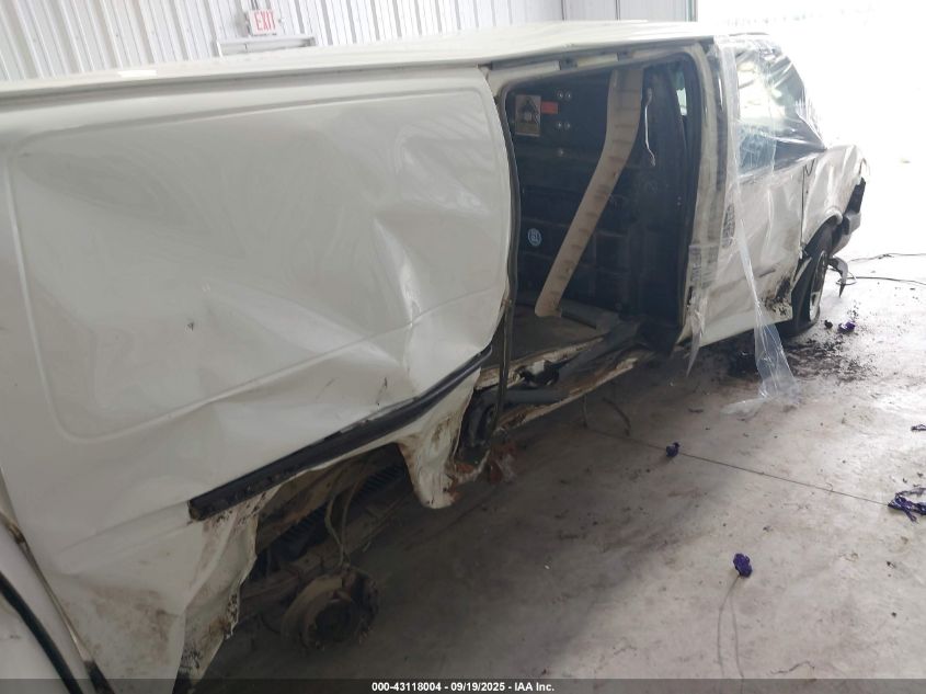 2019 Chevrolet Express 2500 Work Van VIN: 1GCWGAF18K1372744 Lot: 43118004