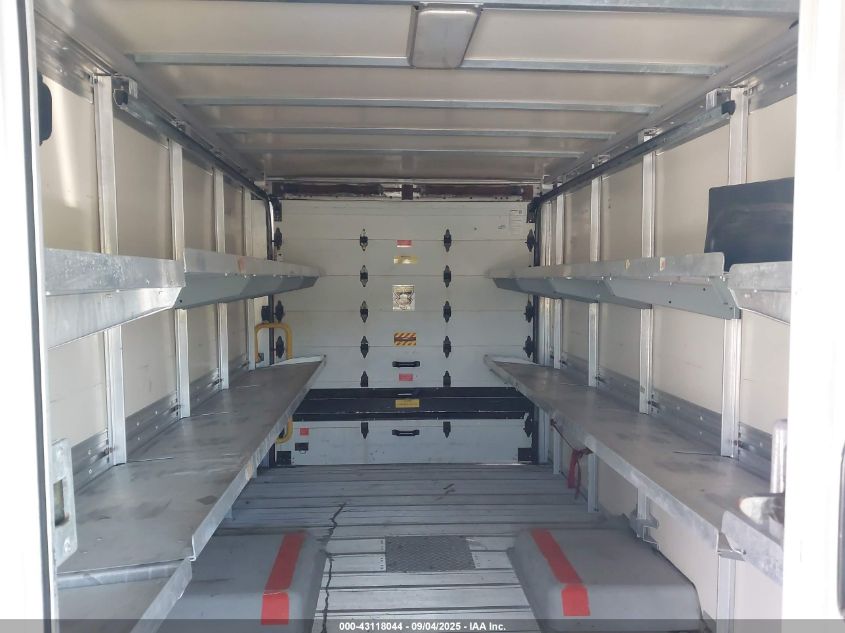 2015 Isuzu Commercial Van VIN: JALB4T170F7W00395 Lot: 43118044