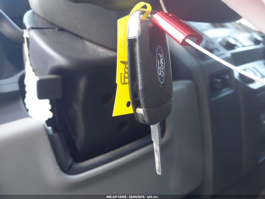 2021 Ford F-350 Chassis Xl VIN: 1FDRF3H62MEC14685 Lot: 43118256